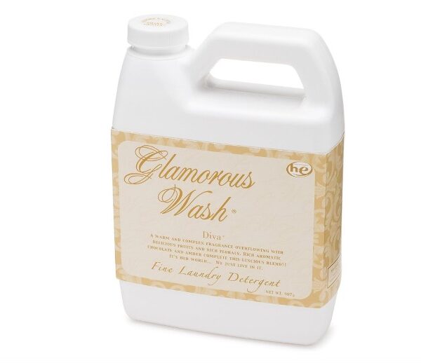 Tyler Diva Glam Wash 907g Tyler Candle in elegant glass jar with premium fragrance